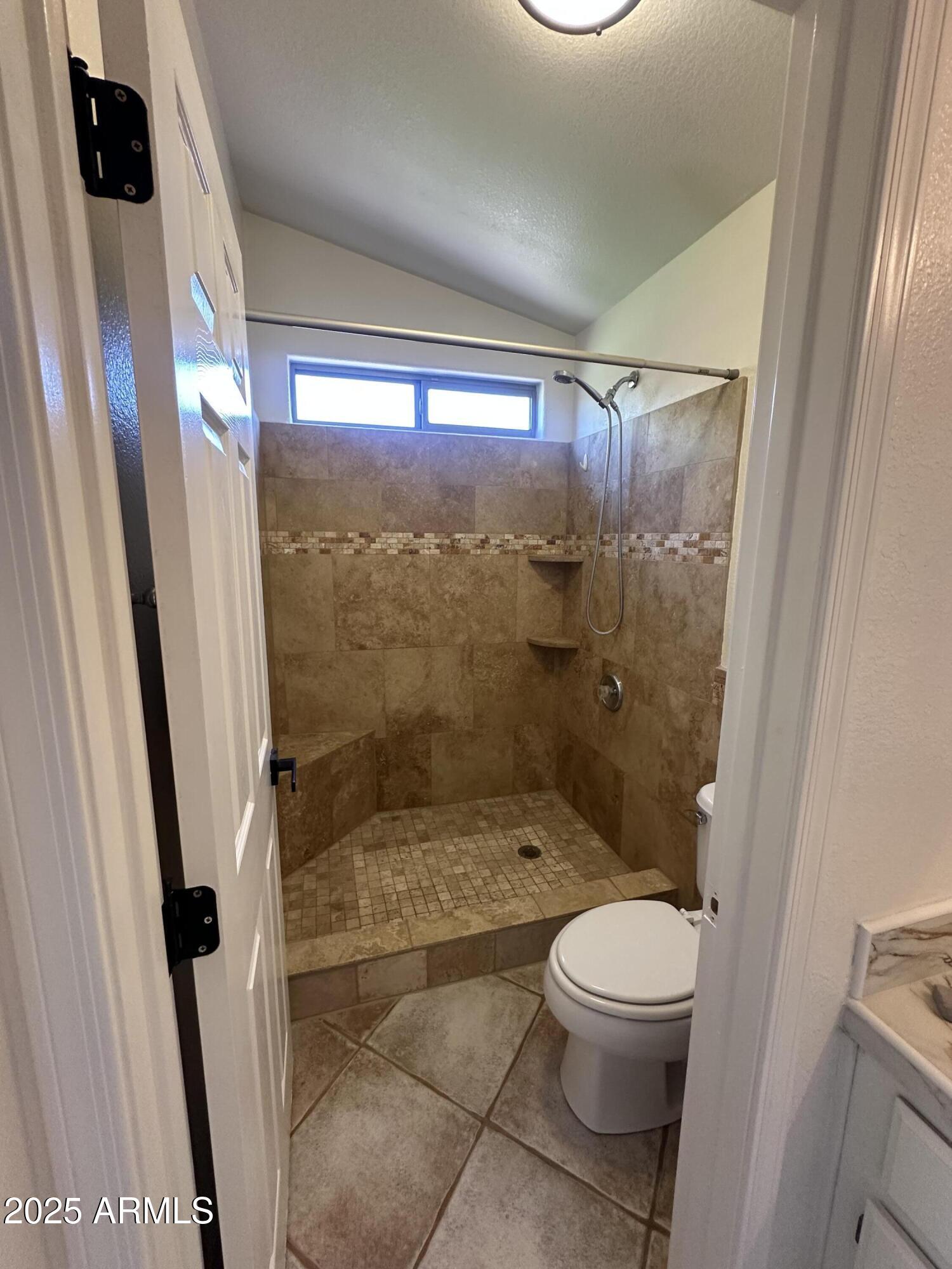 2016 East Danbury Road Phoenix, AZ 85022 - Photo 8 of 9 masterbath 1