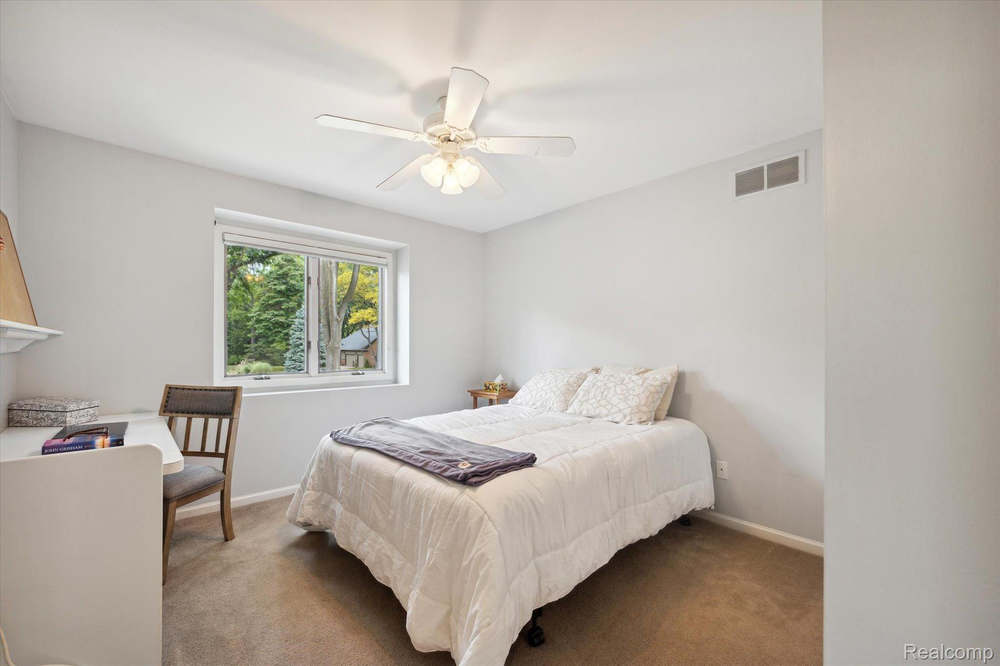 10881 Ridge View Trail Fenton, MI 48430 - Photo 22 of 45 Gallery Image 22