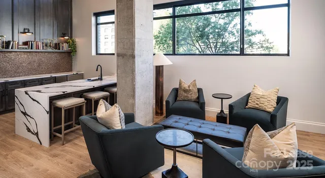 $3,270 | 2025 Cleveland Avenue, Unit WILLOW A2 1, Charlotte, NC 28203