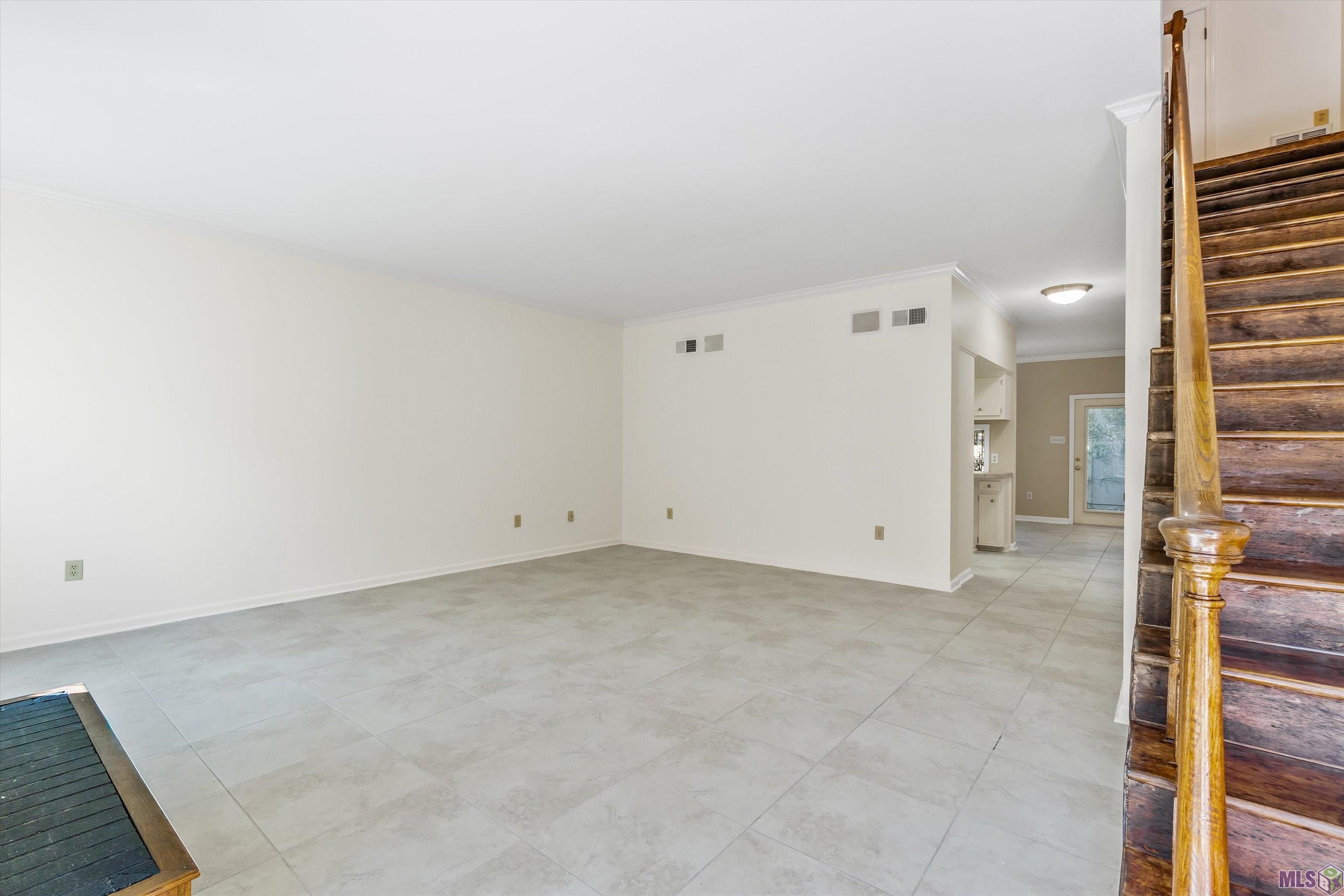 10008 North Magna Carta Place Baton Rouge, LA 70815 - Photo 4 of 15