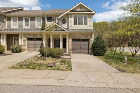 $379,900 | 1040 Woodbury Falls Drive, Nashville, TN 37221