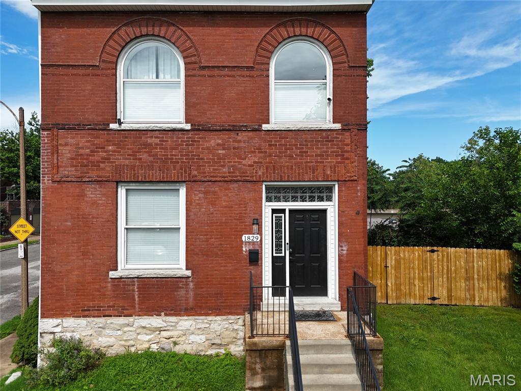 1829 Oregon Avenue St. Louis, MO 63104 - Photo 4 of 41