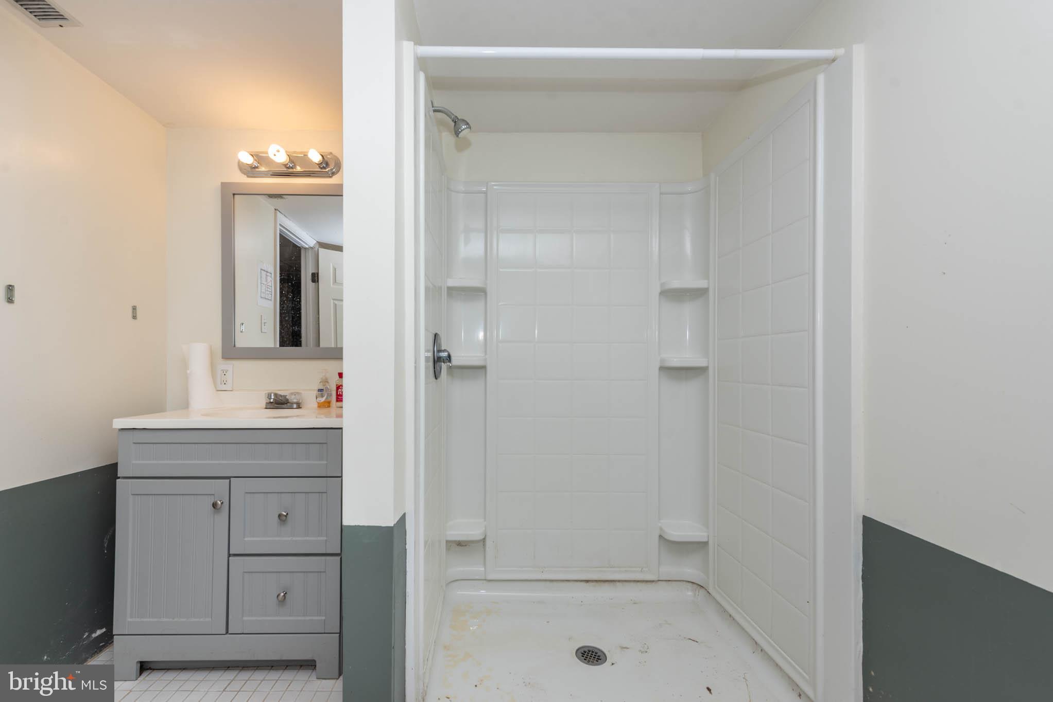 4155 Glen Park Road Nottingham, MD 21236 - Photo 24 of 35