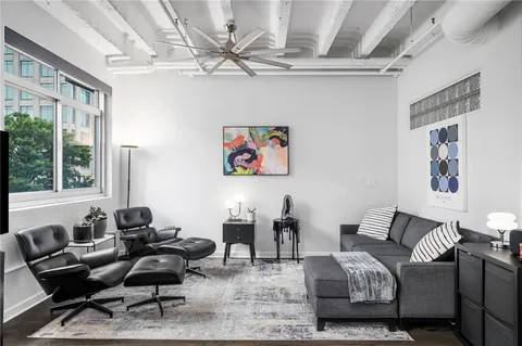 $314,000 | 805 Peachtree Street Northeast, Unit 318, Atlanta, GA 30308