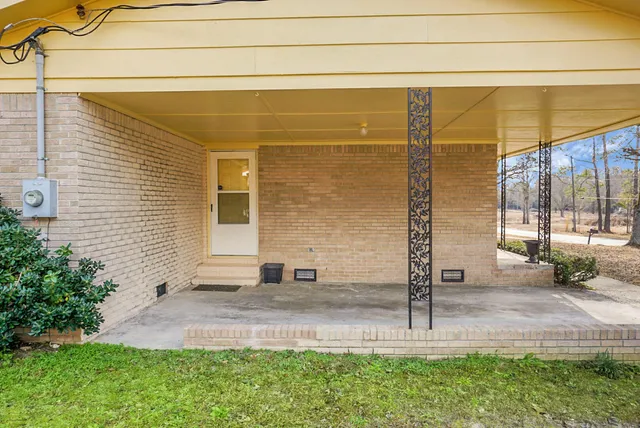 $199,900 | 631 Mimosa Drive Southwest, Orangeburg, SC 29115