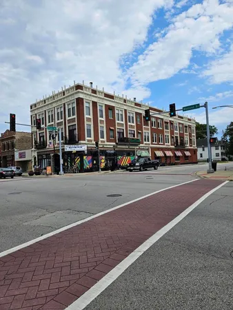 $315,000 | 7320 Madison Street, Unit 6, Forest Park, IL 60130
