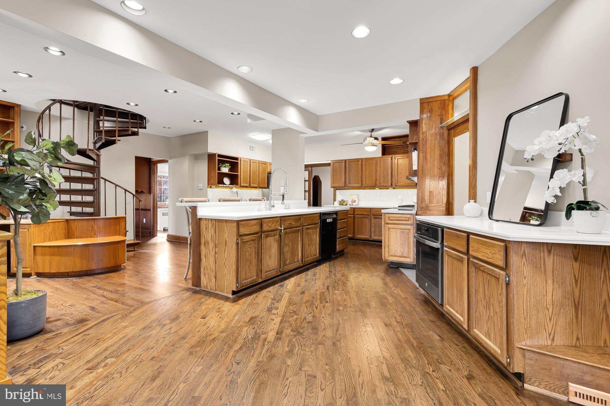 6317 Poe Road Bethesda, MD 20817 - Photo 11 of 37