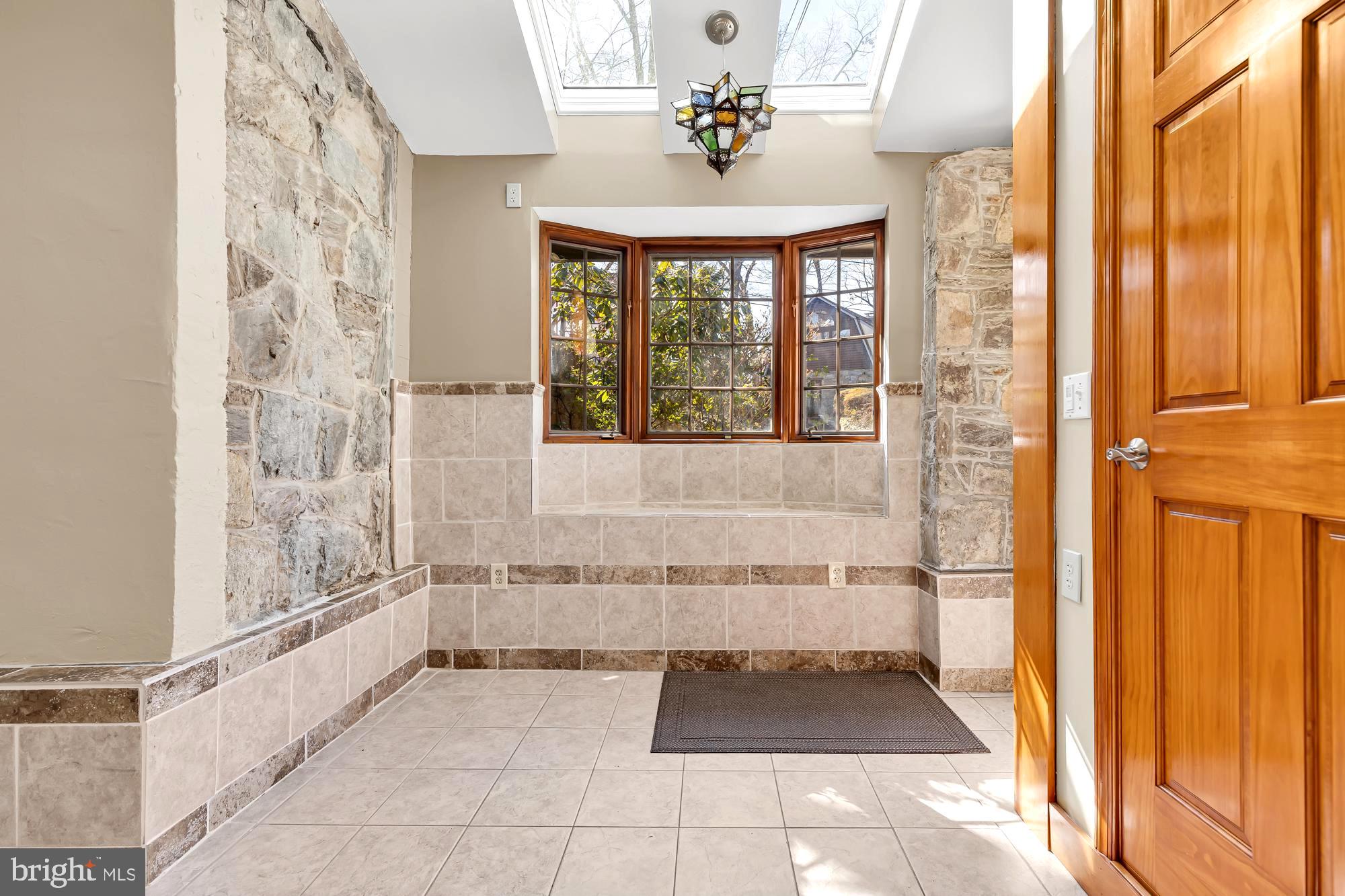 6317 Poe Road Bethesda, MD 20817 - Photo 31 of 37