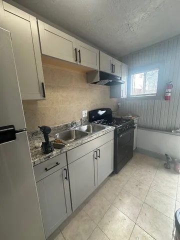 $900 | 4502 Cavalcade Street, Houston, TX 77026