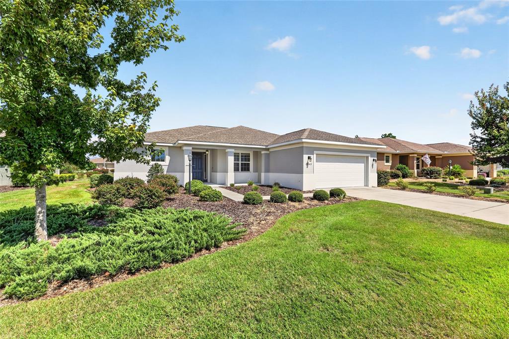 10589 Southwest 90th Street Road Ocala, FL 34481 - Photo 4 of 70 Gallery Image 4