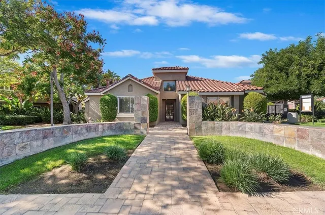 $399,000 | 200 East Alessandro Boulevard, Unit 79, Riverside, CA 92508