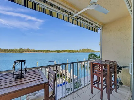 $1,149,000 | 4212 North Ocean Drive, Hollywood, FL 33019