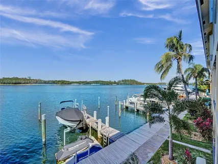 $1,149,000 | 4212 North Ocean Drive, Hollywood, FL 33019