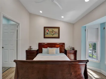 $1,149,000 | 4212 North Ocean Drive, Hollywood, FL 33019