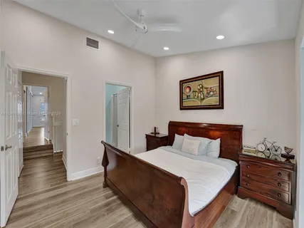 $1,149,000 | 4212 North Ocean Drive, Hollywood, FL 33019