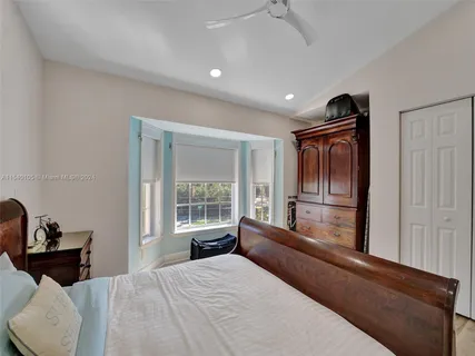 $1,149,000 | 4212 North Ocean Drive, Hollywood, FL 33019