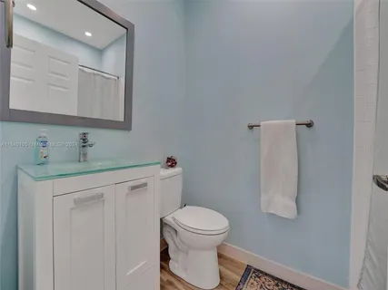 $1,149,000 | 4212 North Ocean Drive, Hollywood, FL 33019