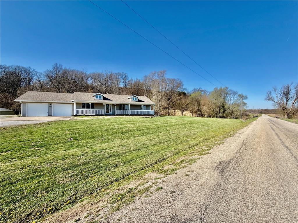 1039 225th Road Troy, KS 66087 - Photo 5 of 49