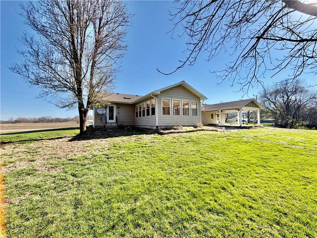 1039 225th Road Troy, KS 66087 - Photo 9 of 49