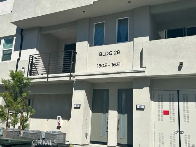 $3,900 | 1615 West Bushell Street, Anaheim, CA 92805