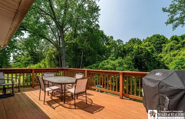 $259,900 | 14 Westerly Drive, Pomfret, NY 14063