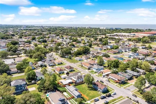 $2,600 | 6226 Lafaye Street, New Orleans, LA 70122