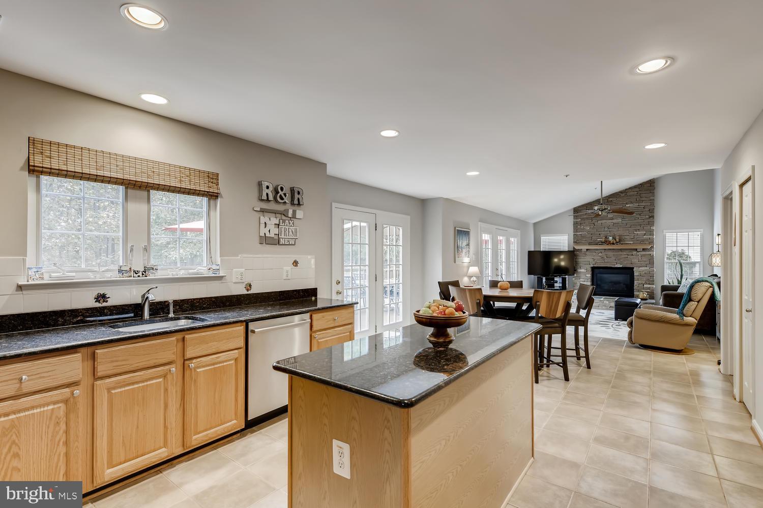 11006 Snowden Pond Road Laurel, MD 20708 - Photo 12 of 34 Kitchen
