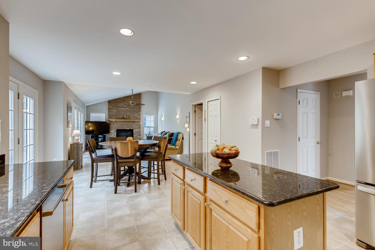 11006 Snowden Pond Road Laurel, MD 20708 - Photo 13 of 34 Kitchen