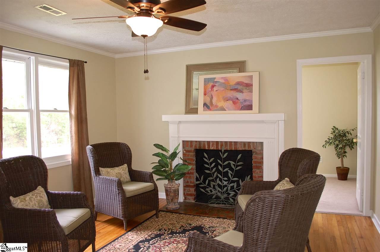 4265 Sandy Flat Road Travelers Rest, SC 29690 - Photo 13 of 36