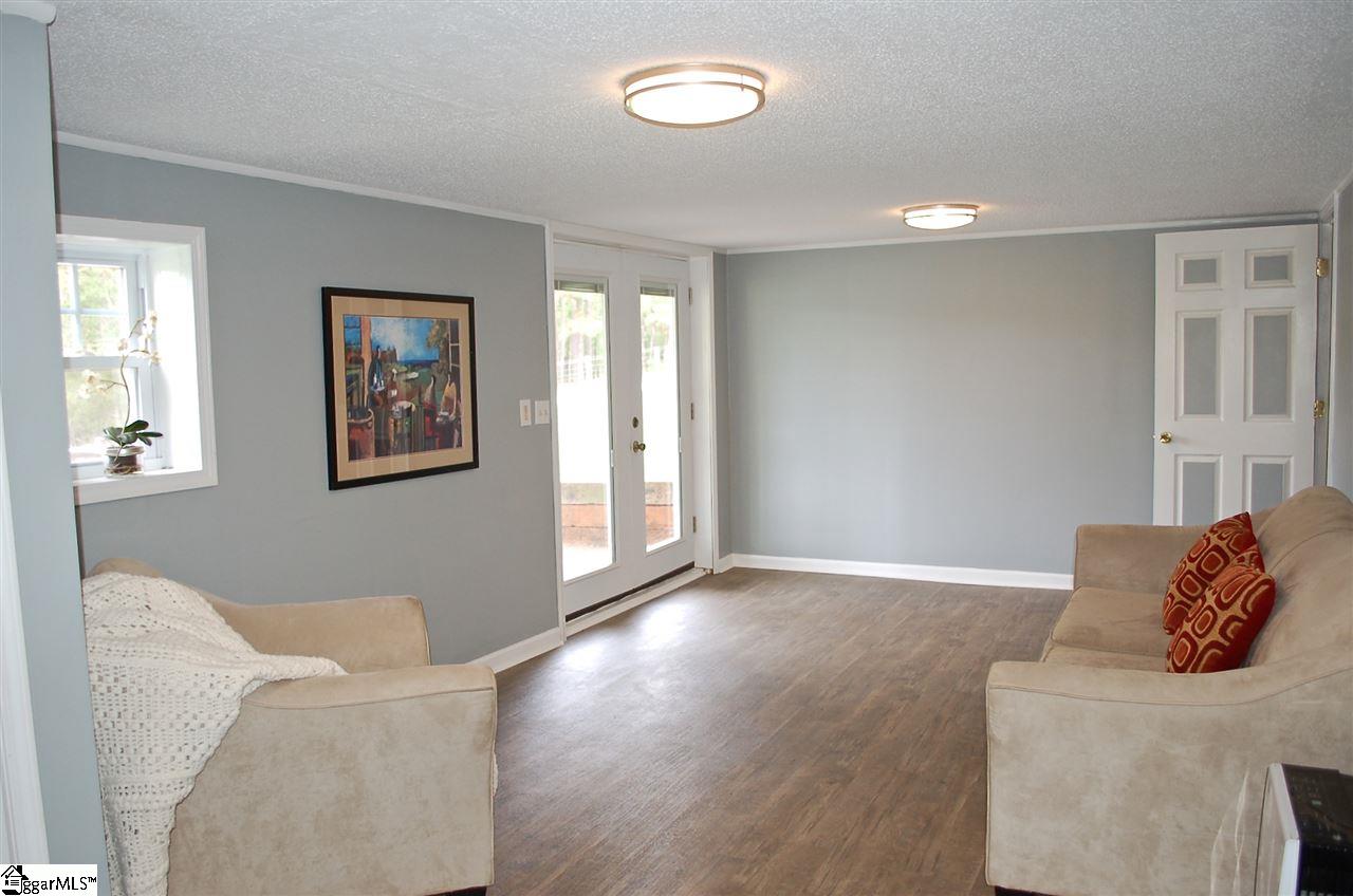 4265 Sandy Flat Road Travelers Rest, SC 29690 - Photo 26 of 36