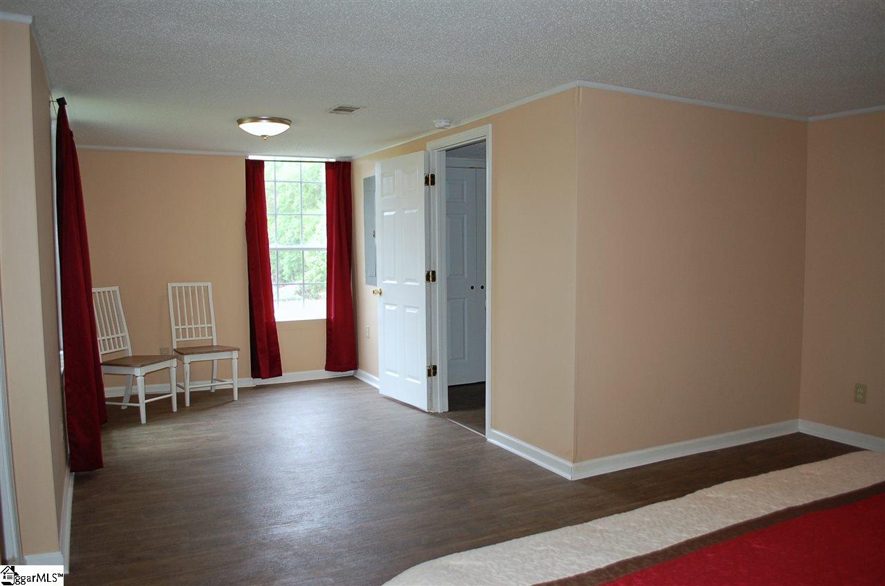 4265 Sandy Flat Road Travelers Rest, SC 29690 - Photo 29 of 36