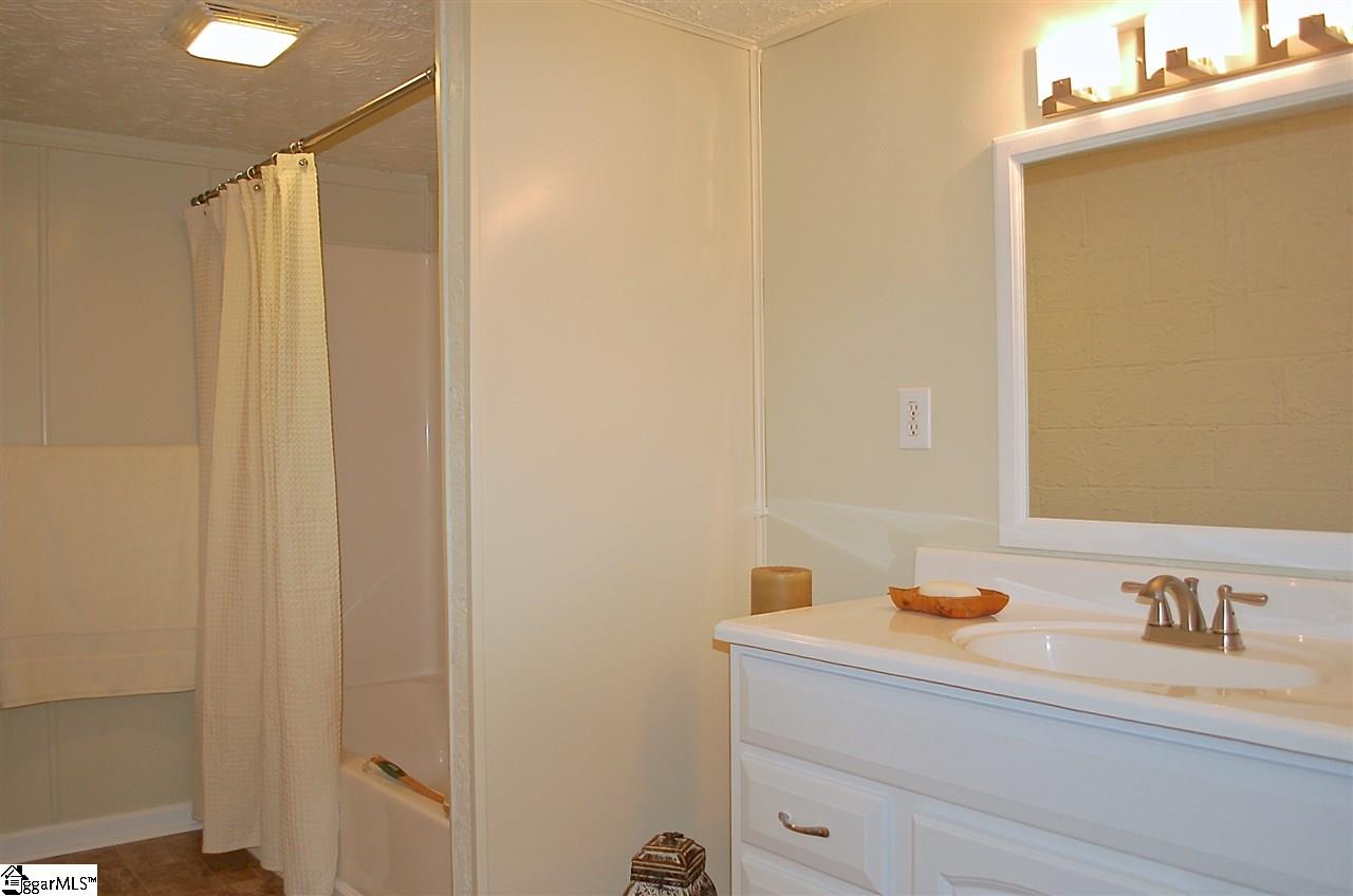 4265 Sandy Flat Road Travelers Rest, SC 29690 - Photo 31 of 36