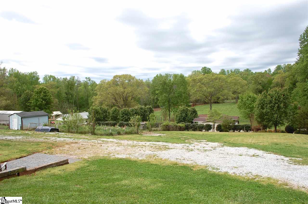 4265 Sandy Flat Road Travelers Rest, SC 29690 - Photo 7 of 36