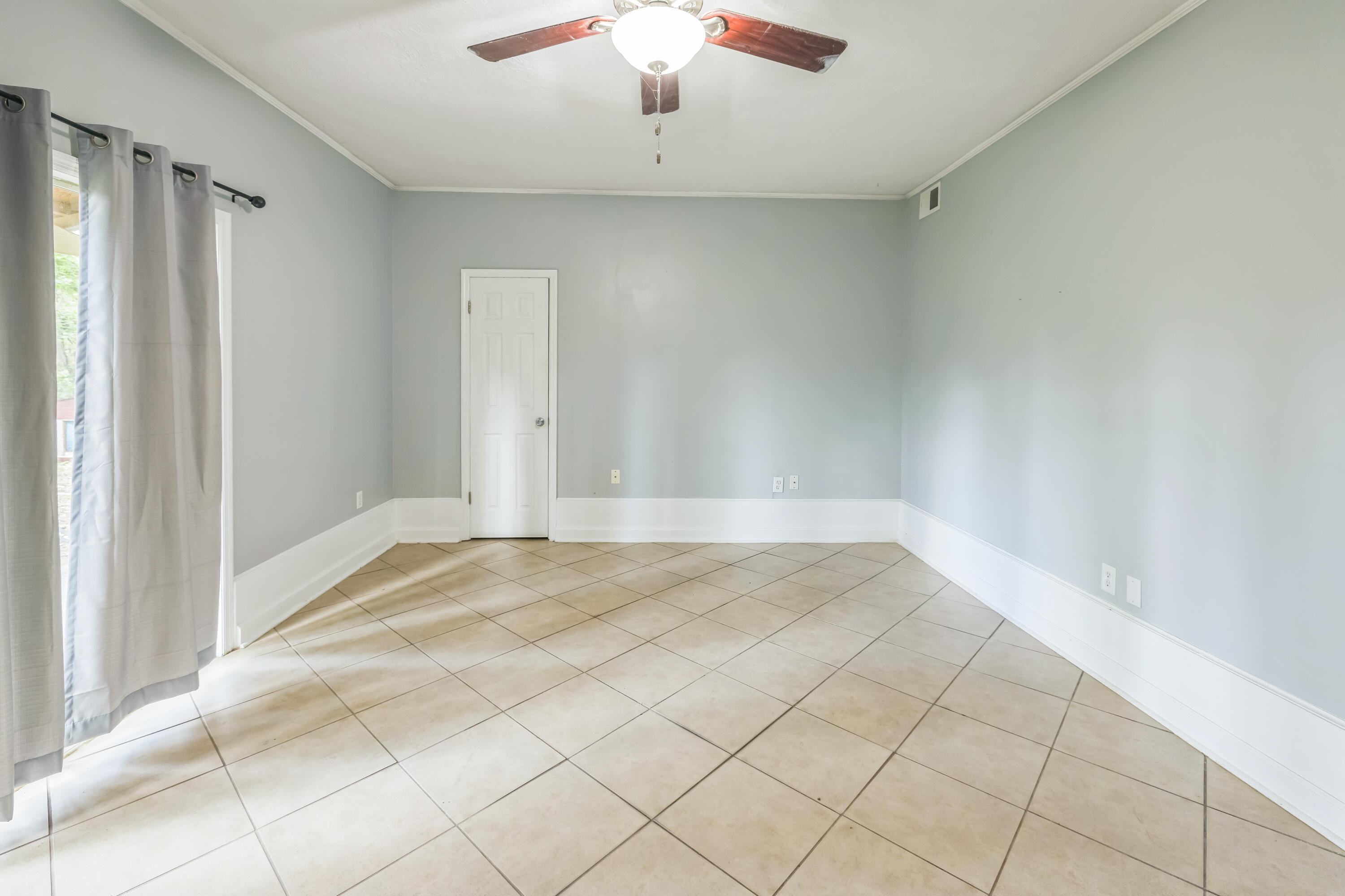 4572 Colonial Road Martinez, GA 30907 - Photo 15 of 30 21_4572_Colonial_Rd_Martinez_GA_30907-Ot