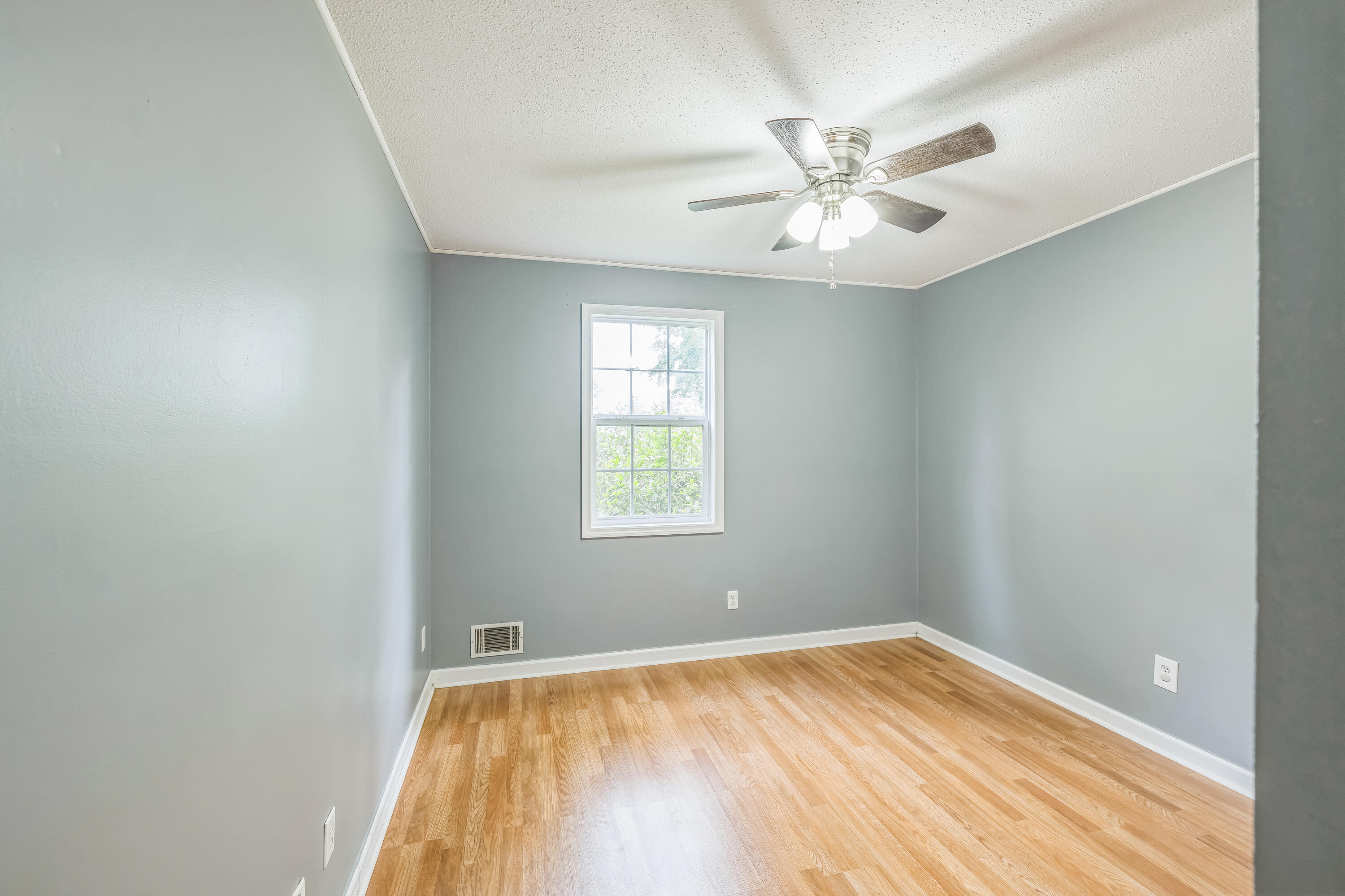 4572 Colonial Road Martinez, GA 30907 - Photo 19 of 30 26_4572_Colonial_Rd_Martinez_GA_30907-Ot