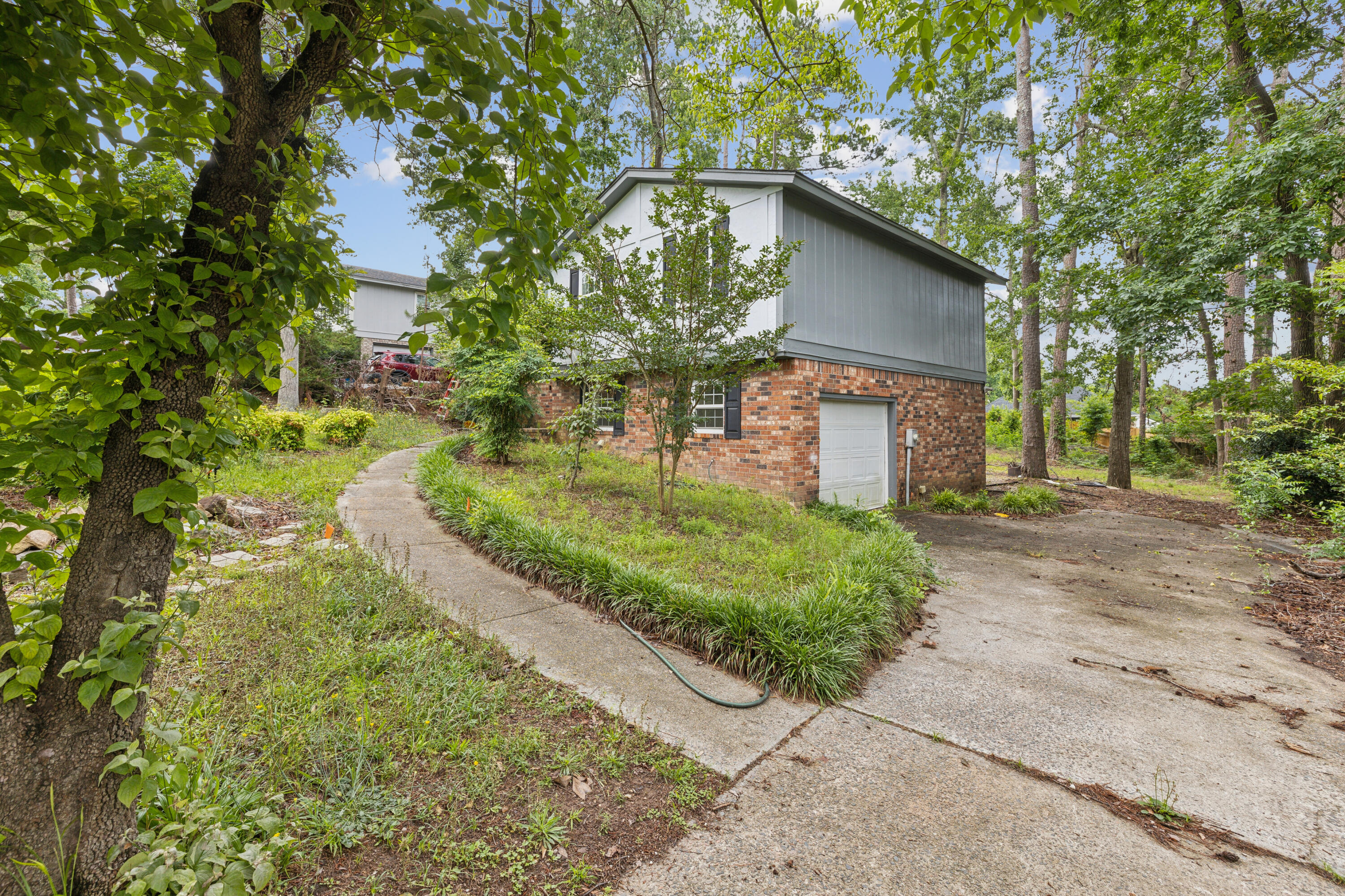 4572 Colonial Road Martinez, GA 30907 - Photo 2 of 30 02_4572_Colonial_Rd_Martinez_GA_30907-Ex