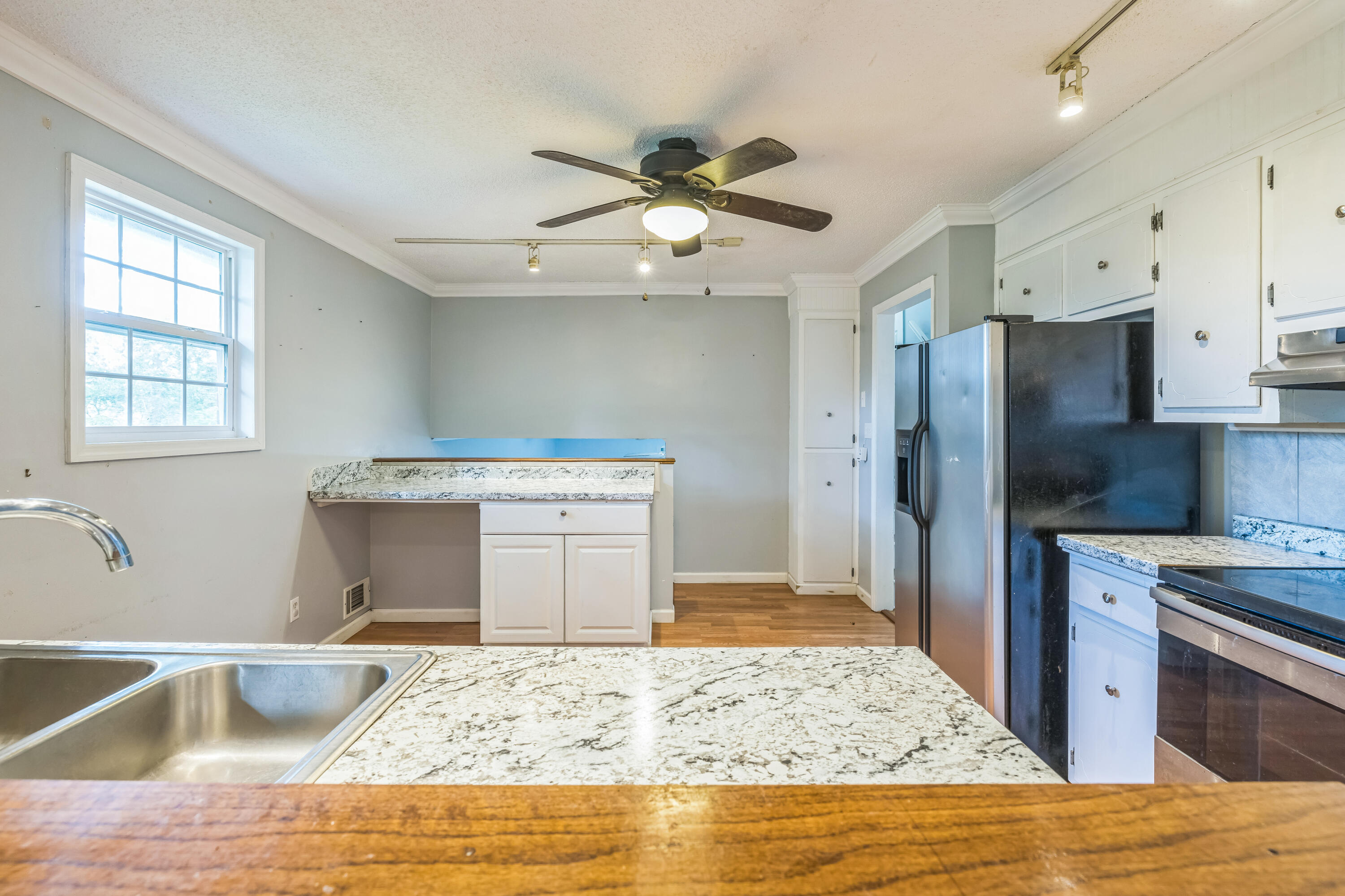 4572 Colonial Road Martinez, GA 30907 - Photo 10 of 30 12_4572_Colonial_Rd_Martinez_GA_30907-Ki