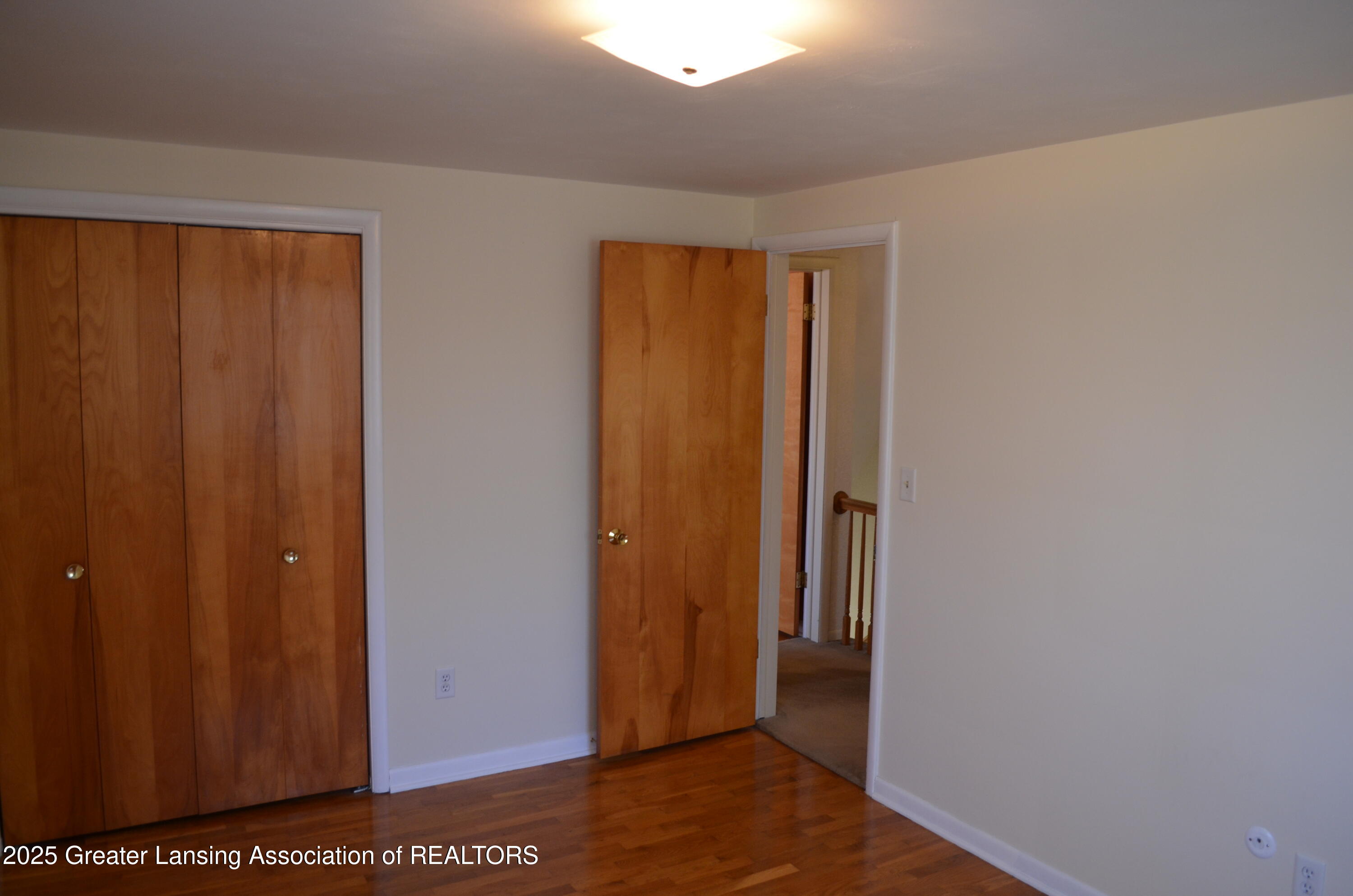 2414 Hampshire Road Lansing, MI 48911 - Photo 27 of 48 DSC_0094