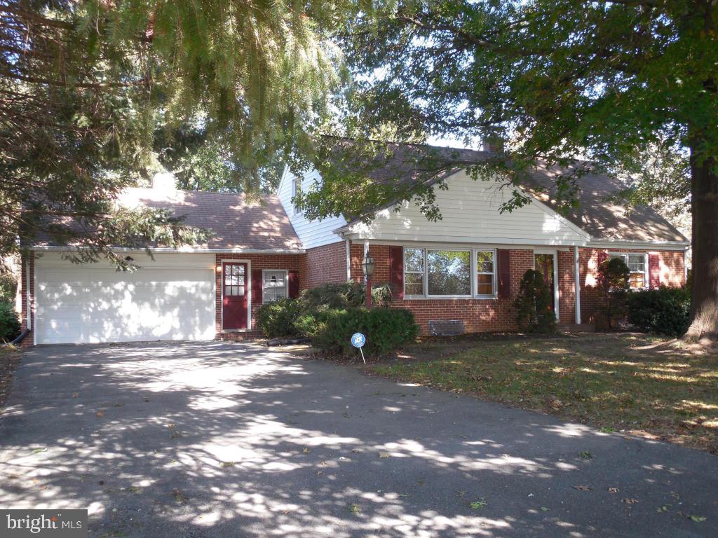 1849 Rockvale Road Lancaster, PA 17602 - Photo 1 of 19 Gallery Image 1
