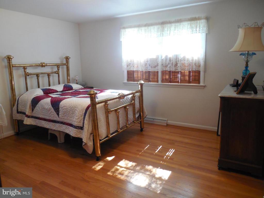 1849 Rockvale Road Lancaster, PA 17602 - Photo 8 of 19 Gallery Image 8