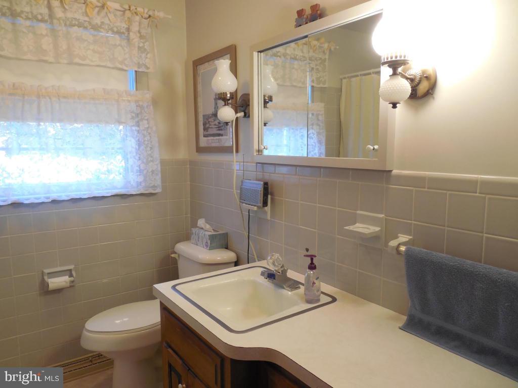 1849 Rockvale Road Lancaster, PA 17602 - Photo 10 of 19 Gallery Image 10