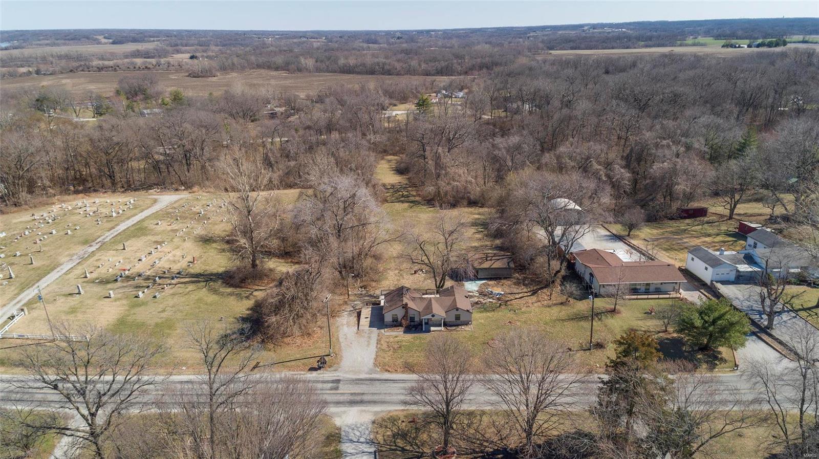 8572 Triple Lakes Road Dupo, IL 62239 - Photo 40 of 47 Gallery Image 40