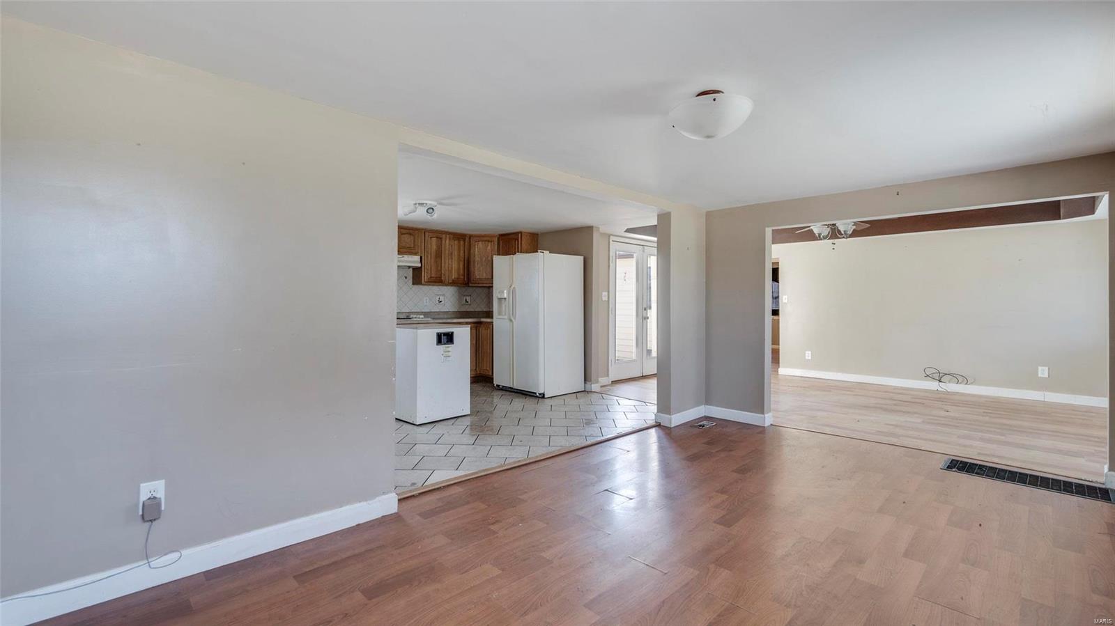 8572 Triple Lakes Road Dupo, IL 62239 - Photo 8 of 47 Gallery Image 8