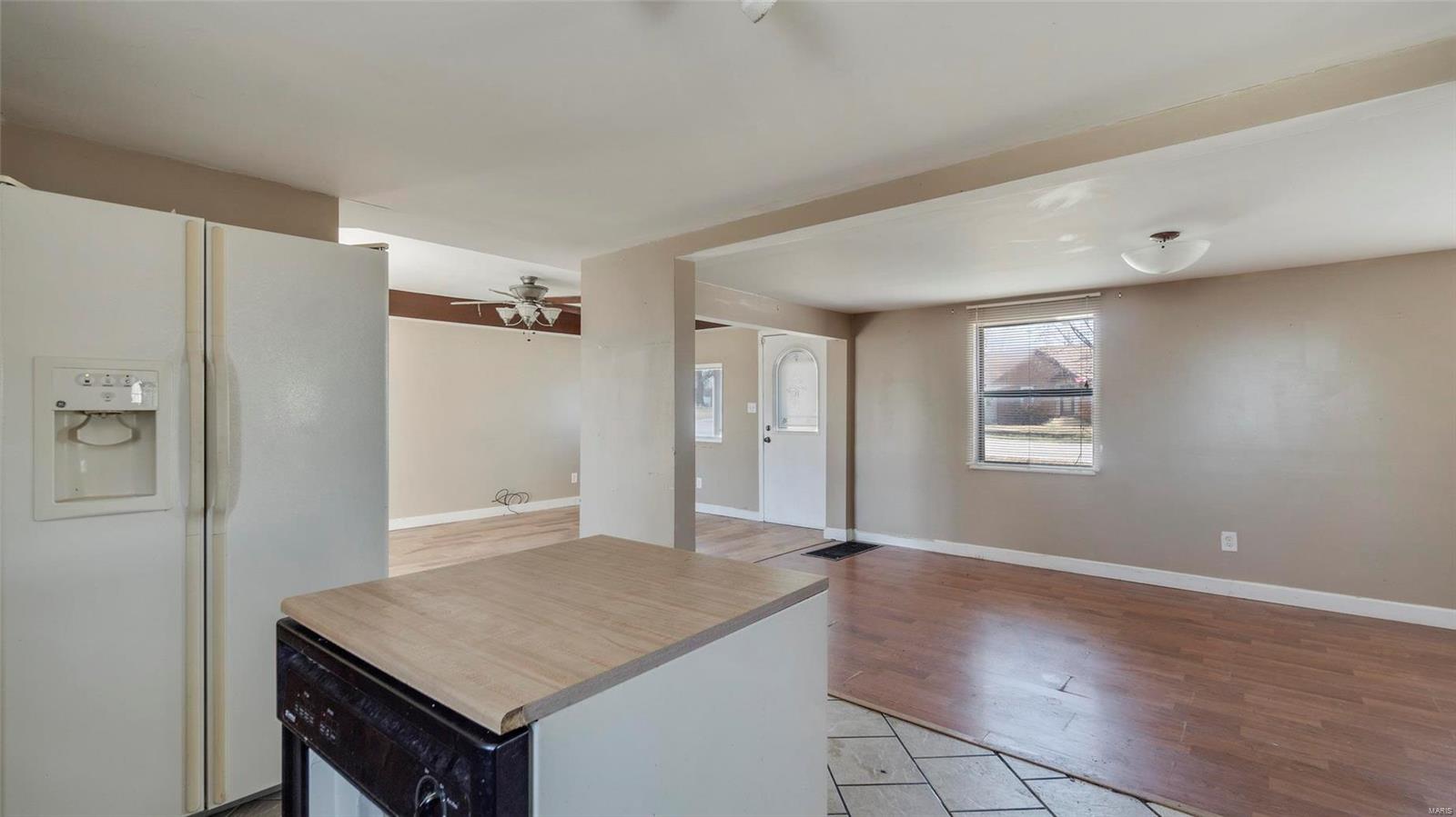 8572 Triple Lakes Road Dupo, IL 62239 - Photo 10 of 47 Gallery Image 10