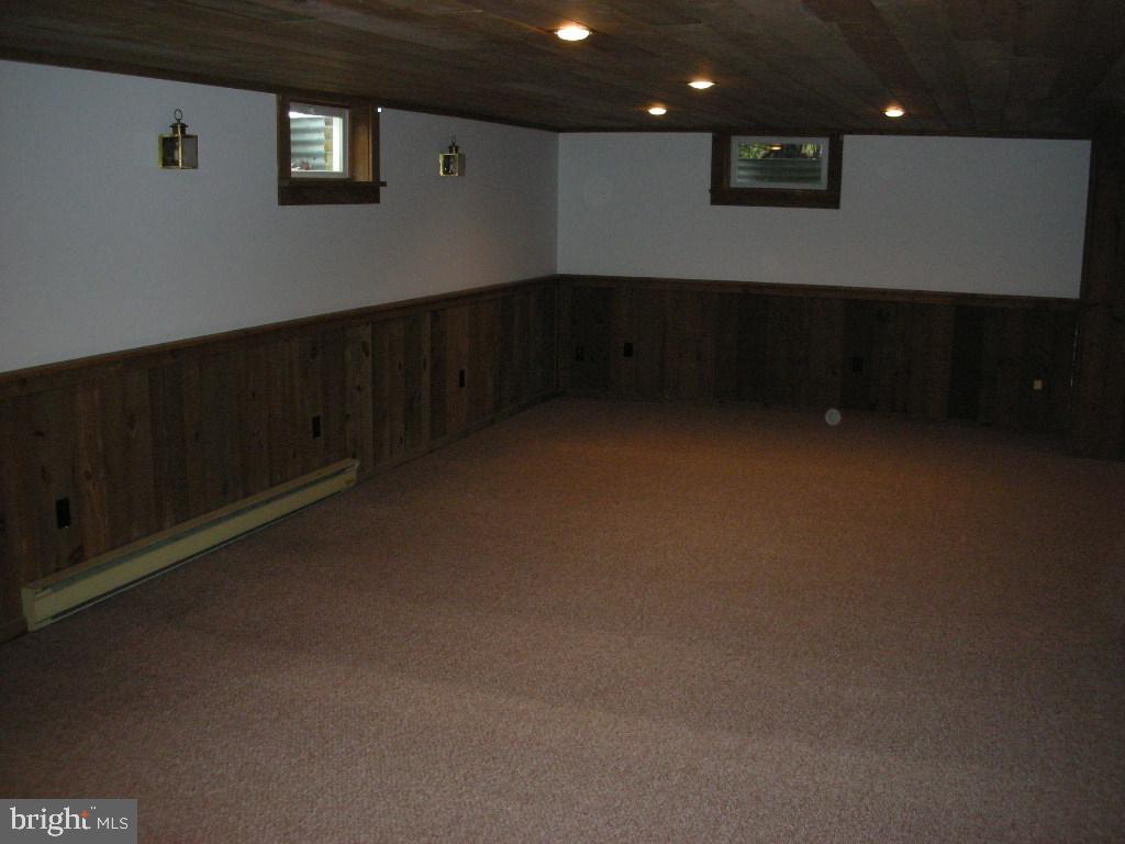522 Pine Hill Road Lititz, PA 17543 - Photo 8 of 12