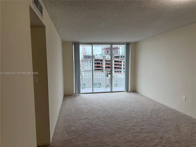 $2,632 | 915 Northwest 1st Avenue, Unit H0912, Miami, FL 33136