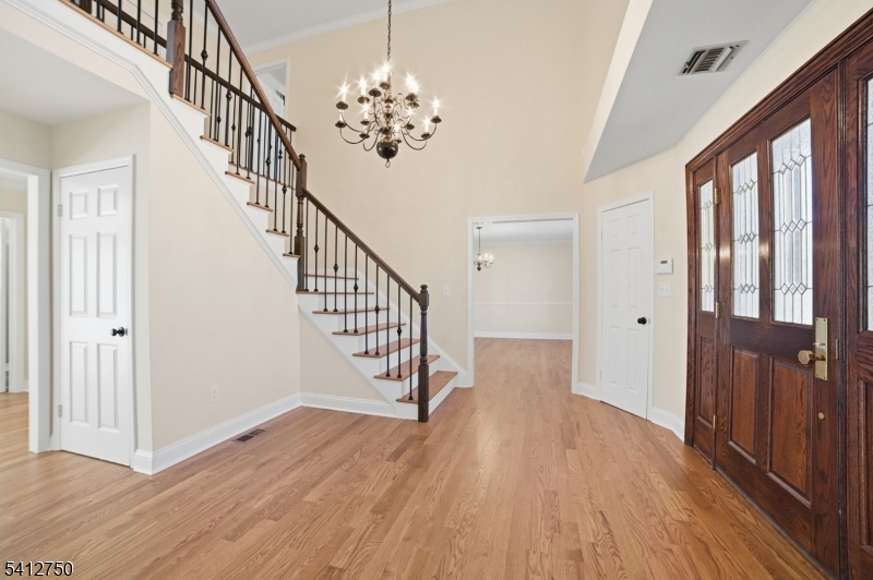 50 Pinewood Crescent Berkeley Heights, NJ 07922 - Photo 5 of 41