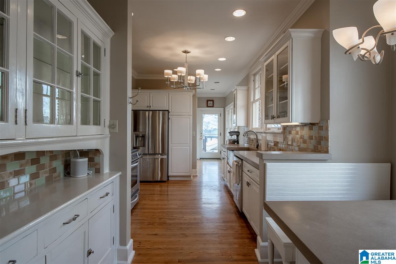 828 Conroy Road Birmingham, AL 35222 - Photo 13 of 47