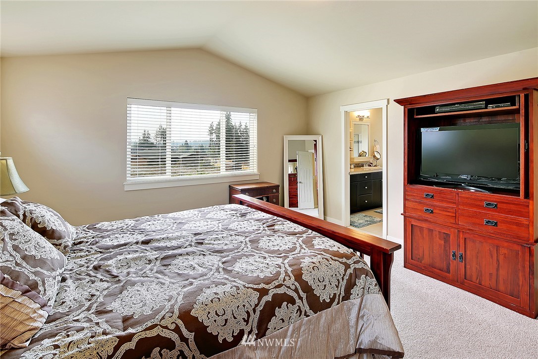 4114 177th Street Southeast Bothell, WA 98012 - Photo 15 of 22
