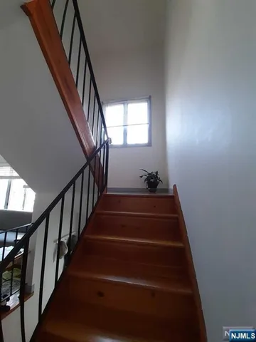 $2,650 | 152 Main Street, East Rutherford, NJ 07073